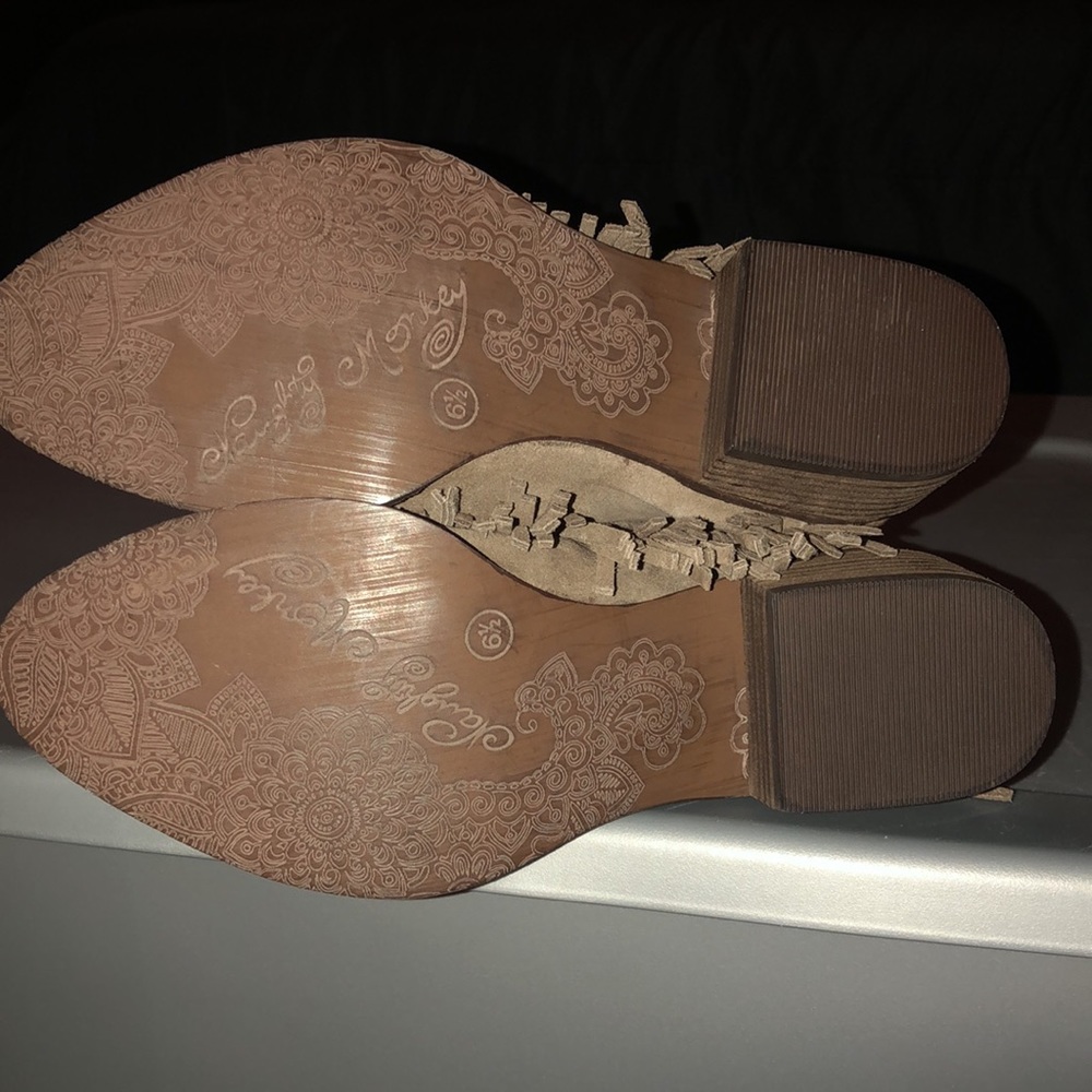 Naughty monkey boots size 6.5 - Picture 4 of 4